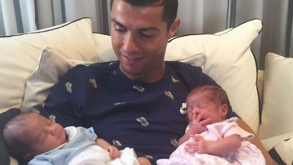 Cristiano Ronaldo gemelos